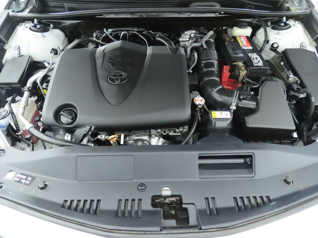Thumbnail: 2019 Toyota Camry - 30