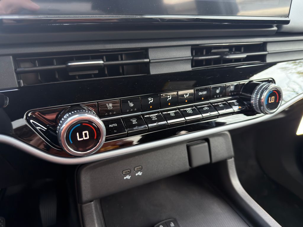 Thumbnail: 2026 Honda Prologue - 32