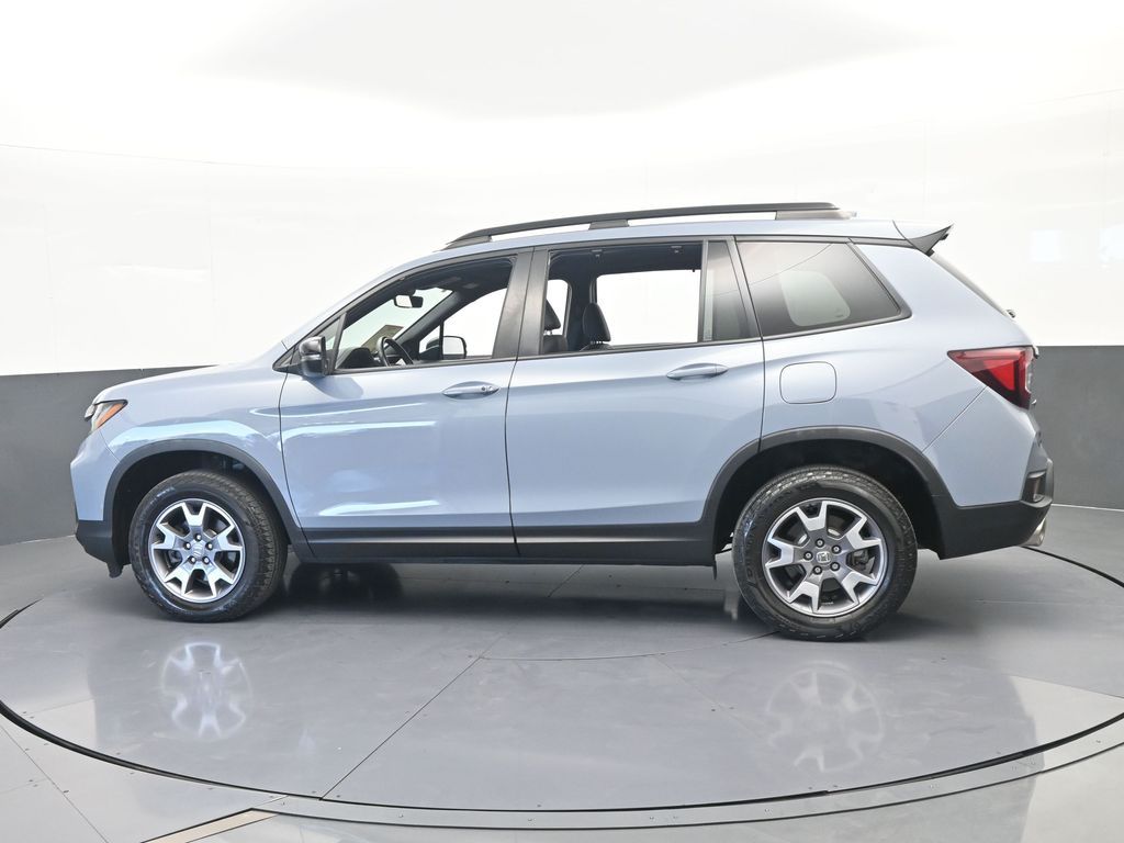 Used 2022 Blue Honda TrailSport image 3