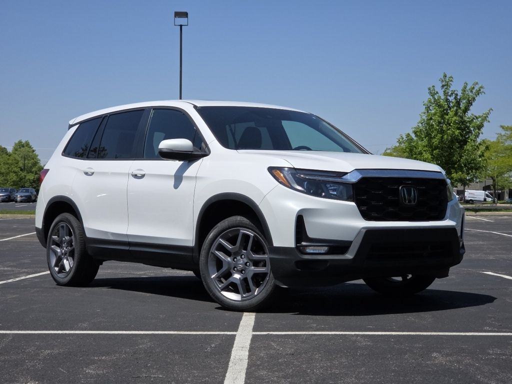 Certified Used 2023 White Honda EX-L image 2
