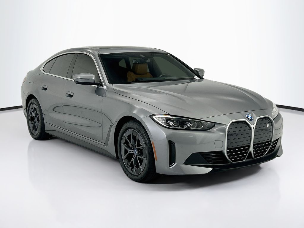 Thumbnail: 2023 BMW i4 - 3