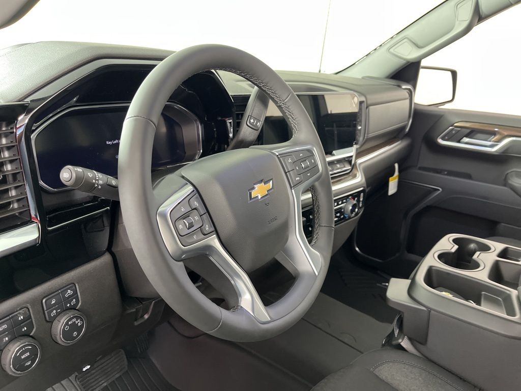 Thumbnail: 2026 Chevrolet Silverado 1500 - 23