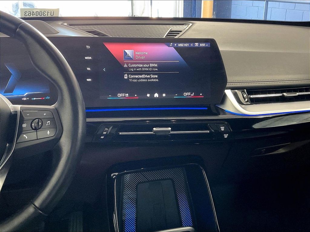 2025 BMW X1 — photo 18