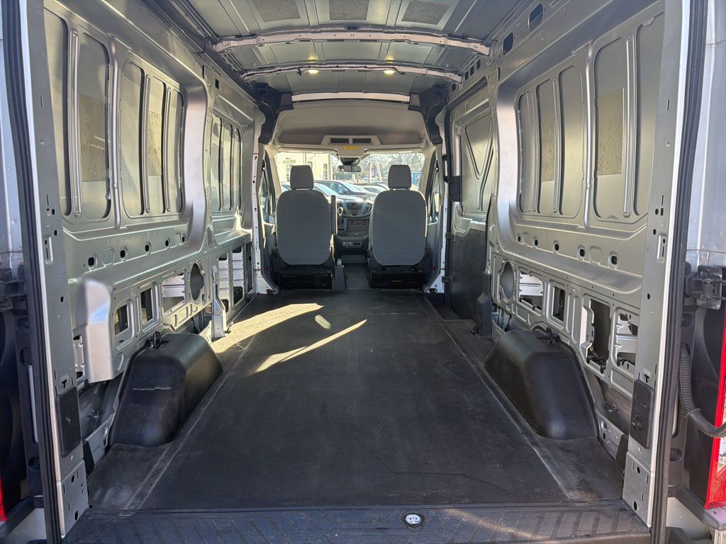 used 2017 Ford Transit-350 car