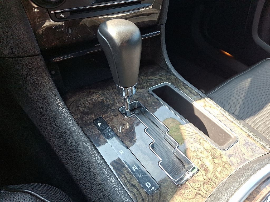Thumbnail: 2012 Chrysler 300 - 15