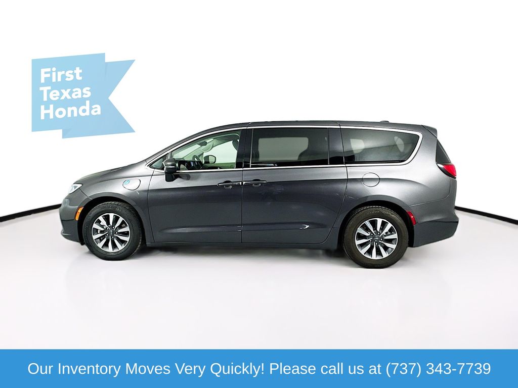 Used Car 2023 Chrysler Pacifica Hybrid  Touring L For Sale Under $20,000 In Austin, Texas