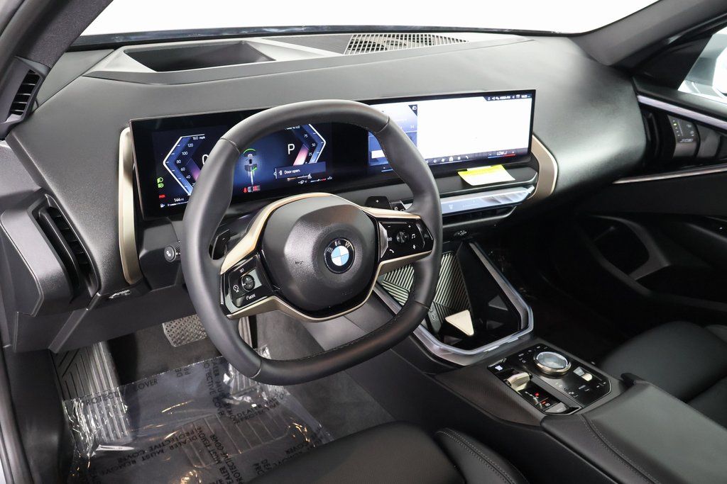 Thumbnail: 2025 BMW X3 - 13