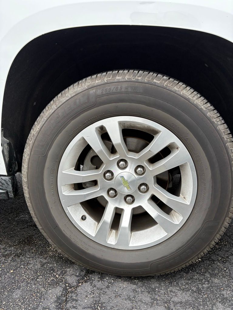 Thumbnail: 2016 Chevrolet Tahoe - 9