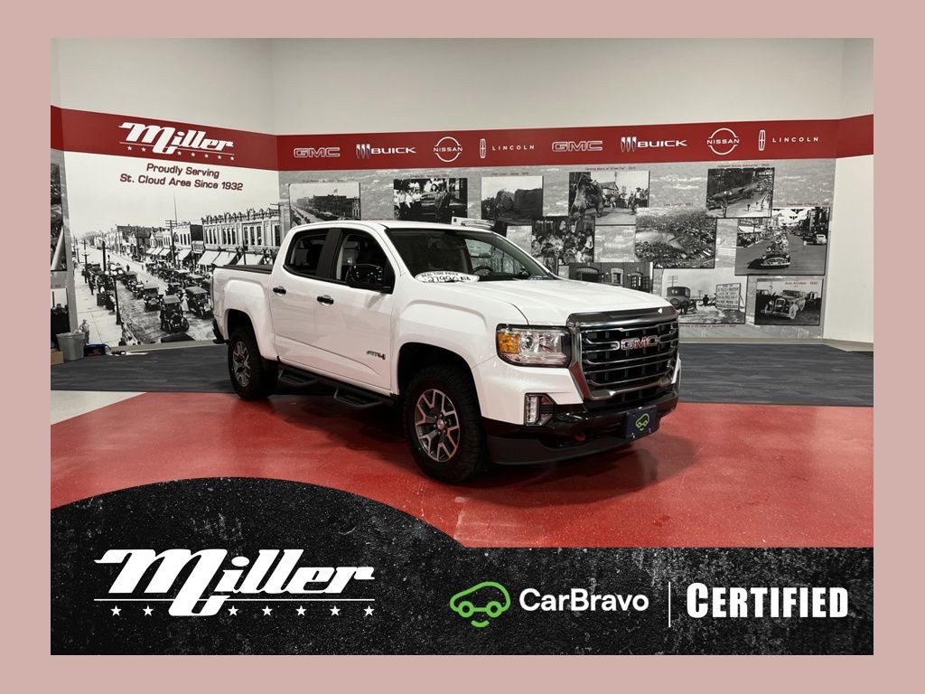  2021 GMC Canyon AT4 Crew Cab 4WD with Leather   