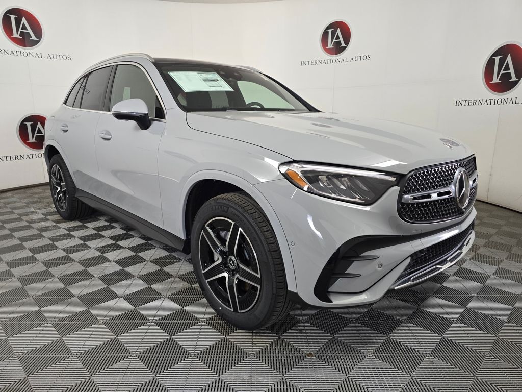 Gray (MANUFAKTUR Alpine Grey) 2026 Mercedes-Benz GLC 300 4MATIC SUV / Crossover All-Wheel Drive 9-Speed Automatic