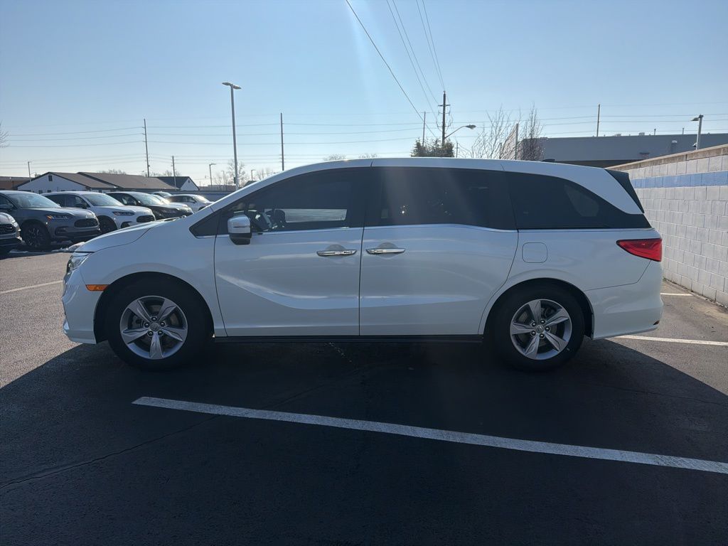 Thumbnail: 2018 Honda Odyssey - 2