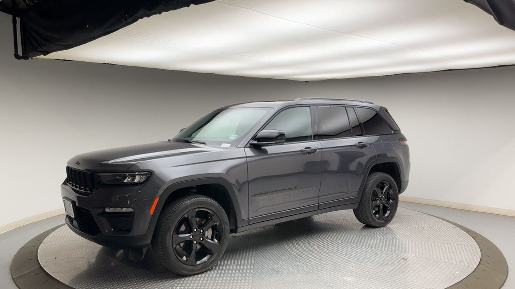 Thumbnail: 2024 Jeep Grand Cherokee - 6