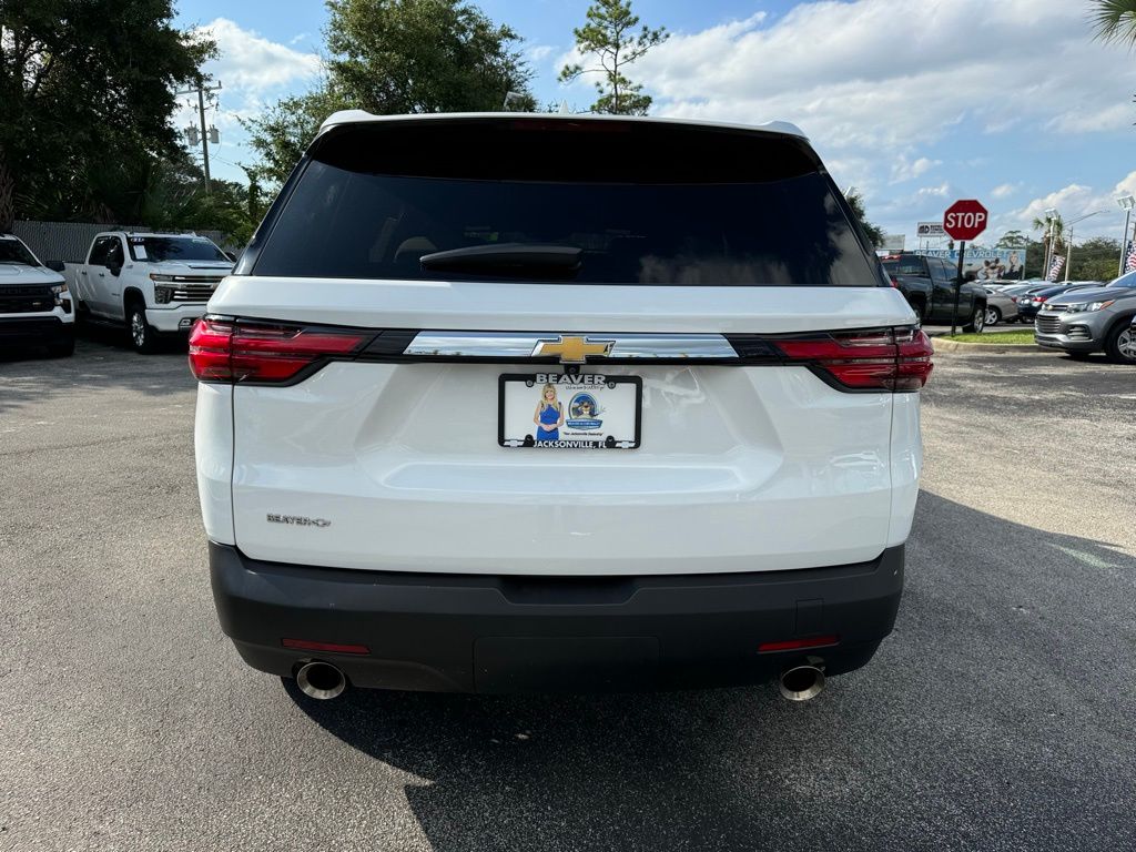 2022 Chevrolet Traverse LS 6