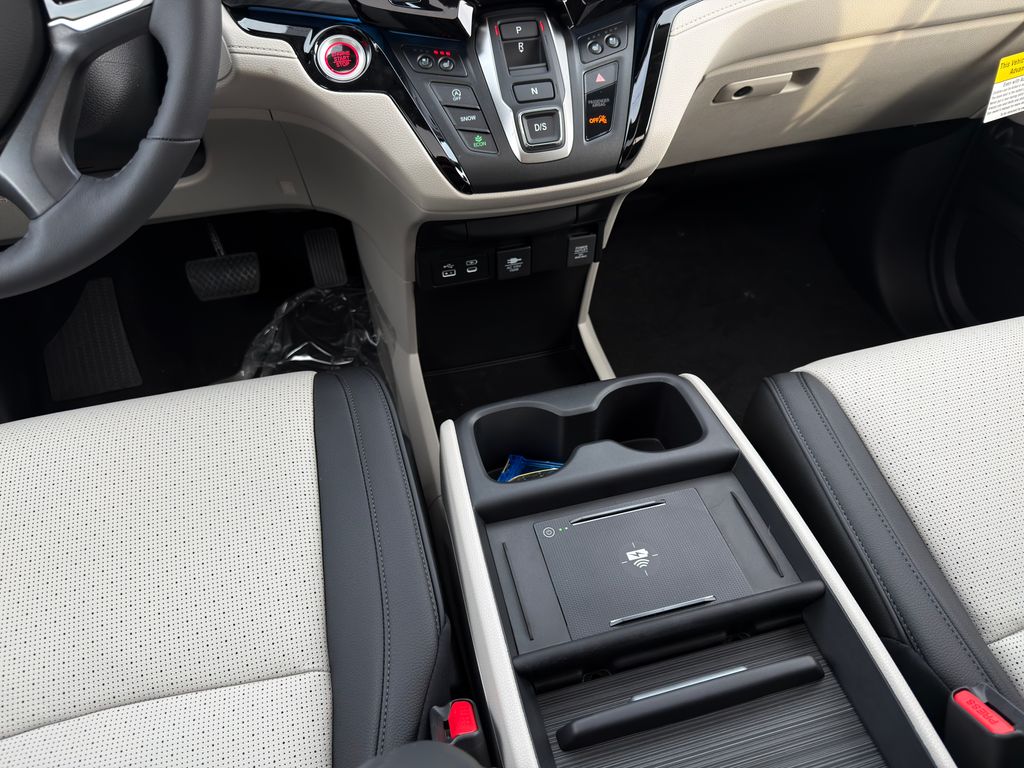 Thumbnail: 2026 Honda Odyssey - 17