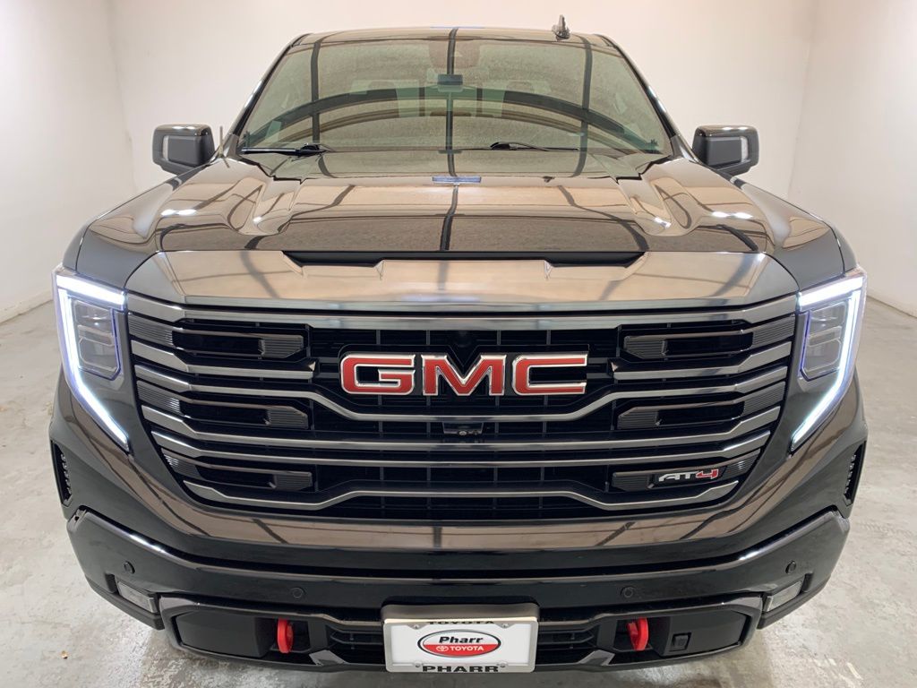 2023 GMC Sierra 1500 AT4 5