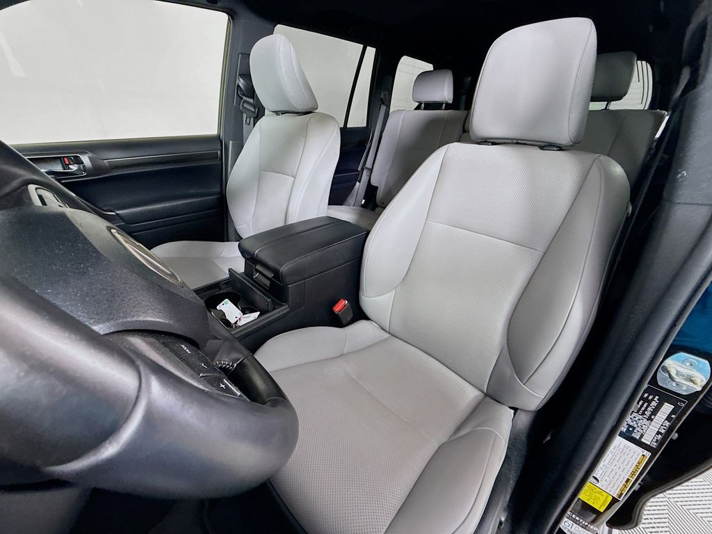 Thumbnail: 2023 Lexus GX - 21