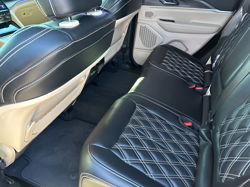 Used Car 2023 Jeep Grand Cherokee  Limited For Sale Under $30,000 In Austin, Texas