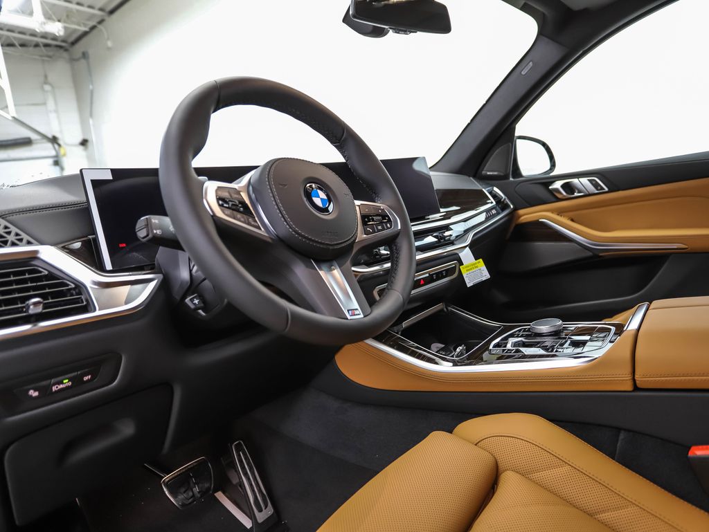 Thumbnail: 2026 BMW X5 - 10