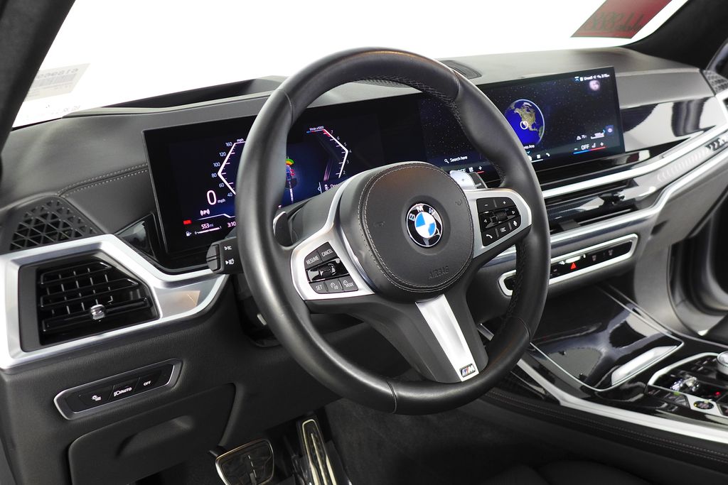 Thumbnail: 2024 BMW X7 - 30