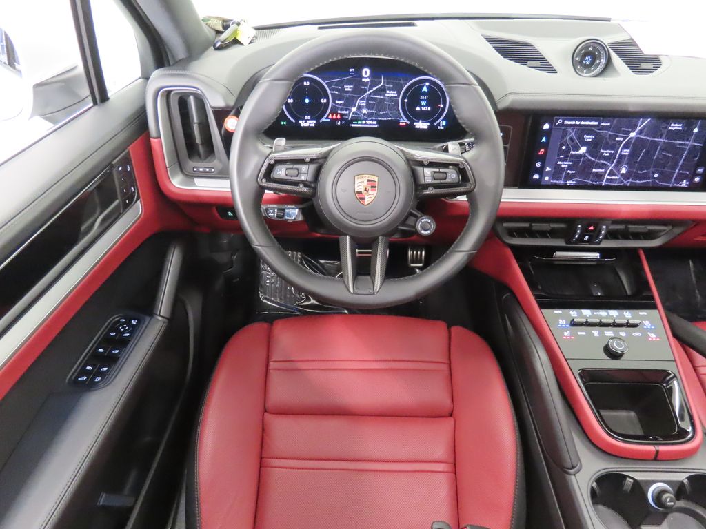 Thumbnail: 2025 Porsche Cayenne - 16