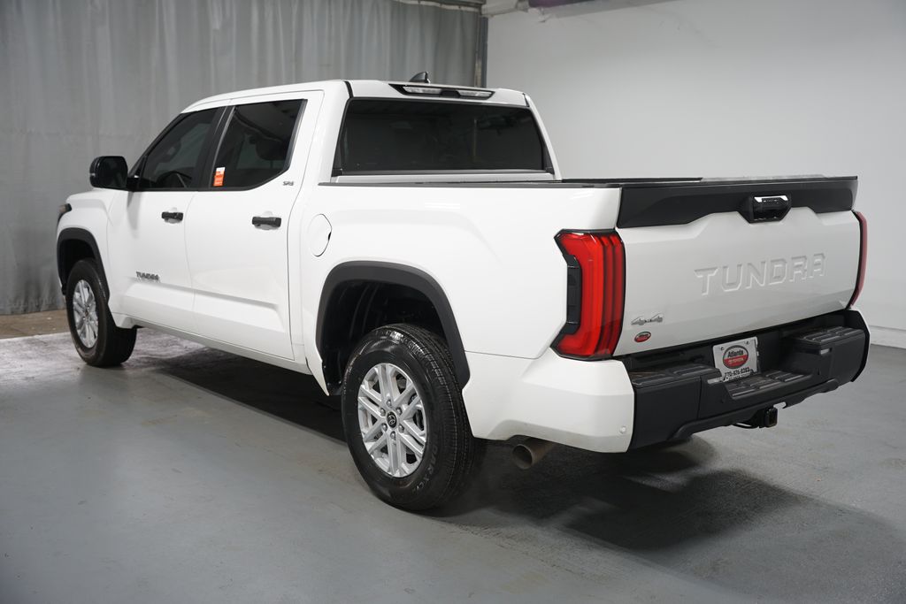 Thumbnail: 2024 Toyota Tundra - 6