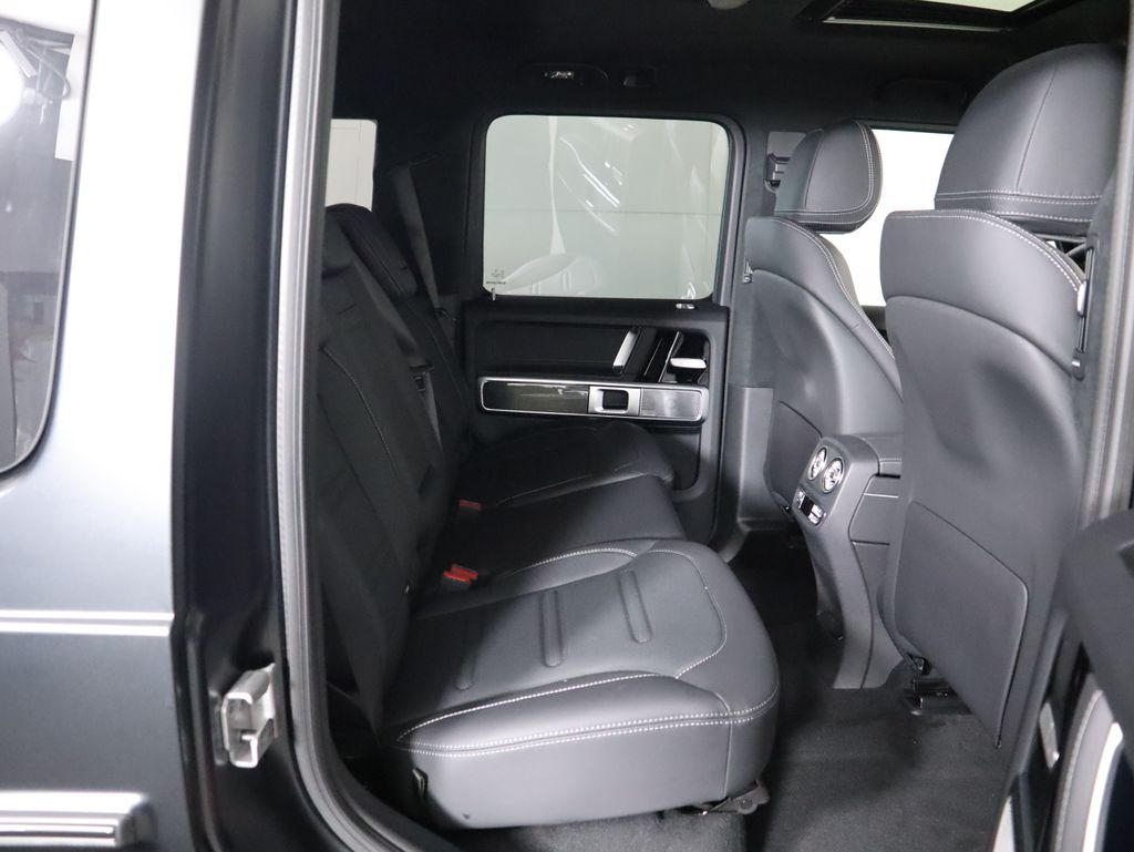 Thumbnail: 2025 Mercedes-Benz G-Class - 24
