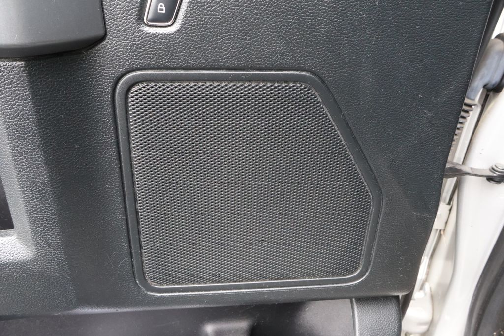 2016 Ford F-150 XLT 16
