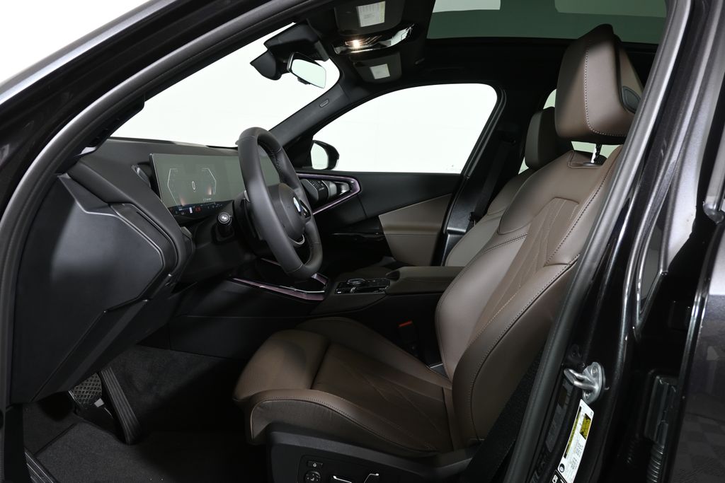 Thumbnail: 2026 BMW X3 - 3