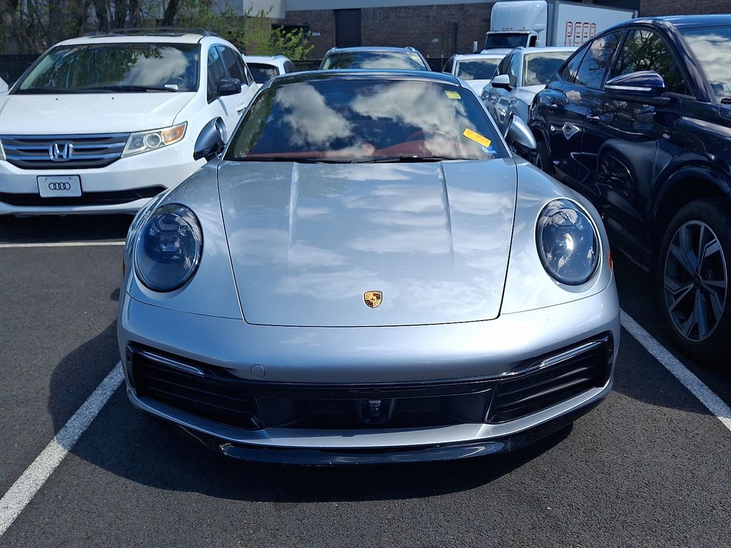 Thumbnail: 2022 Porsche 911 - 2