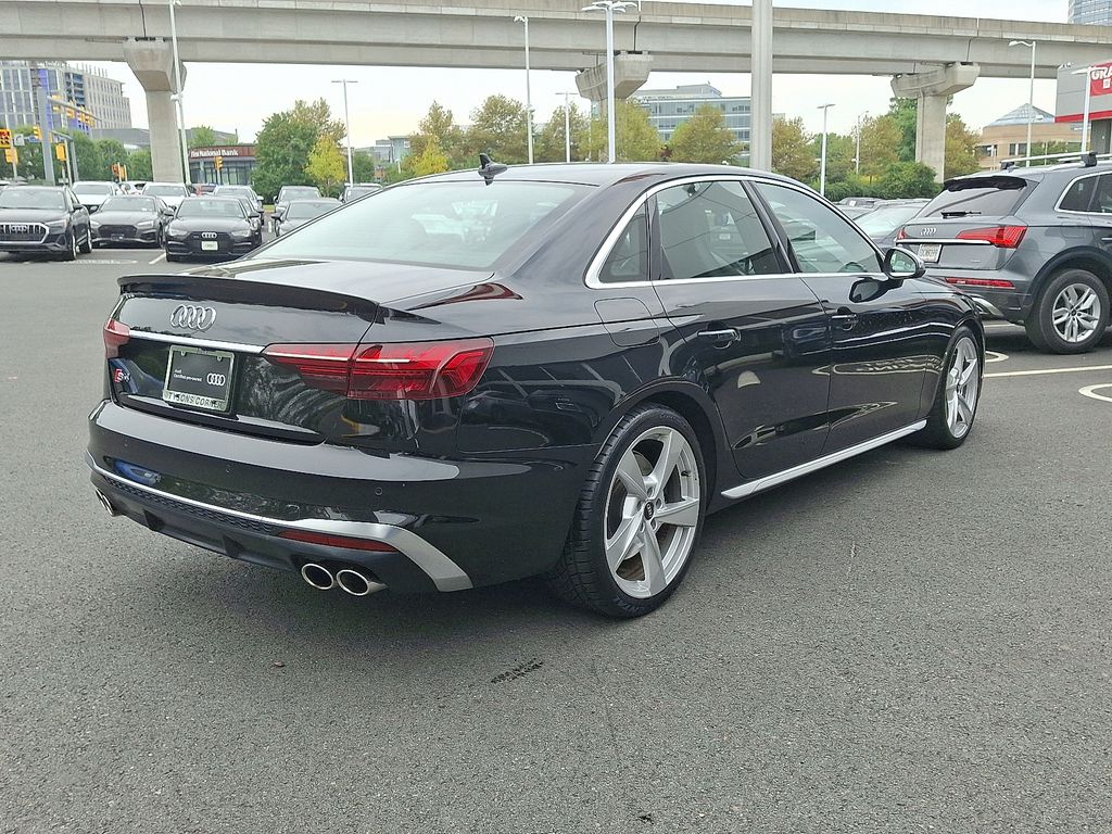 Thumbnail: 2022 Audi S4 - 4