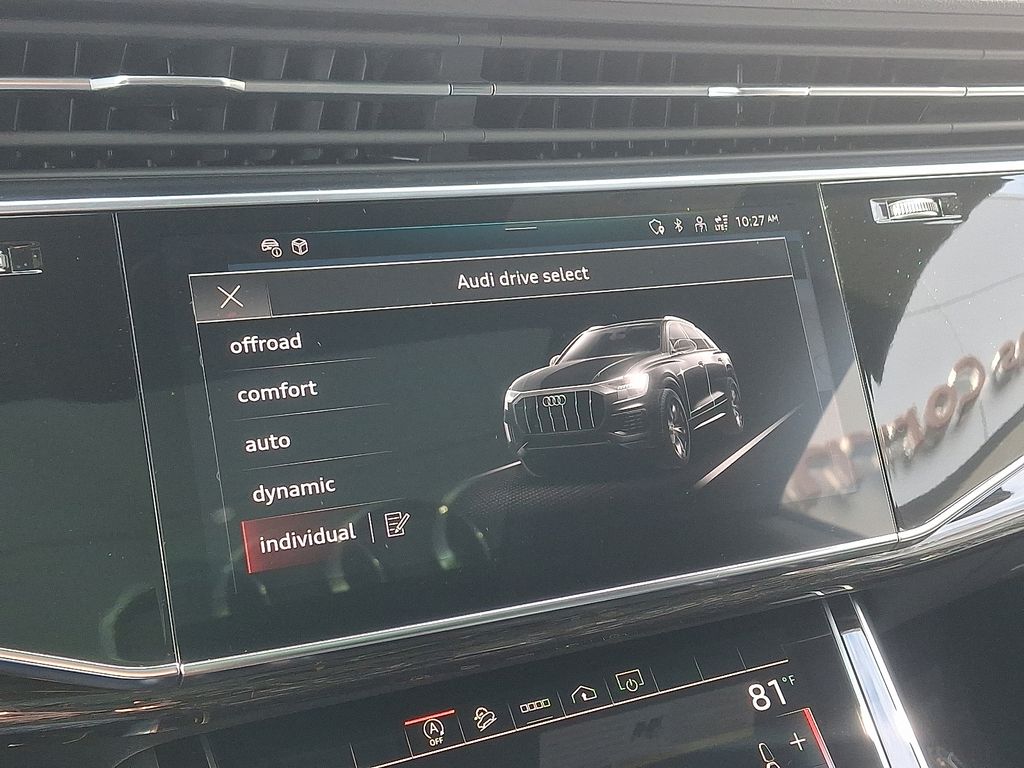 Thumbnail: 2024 Audi Q8 - 25