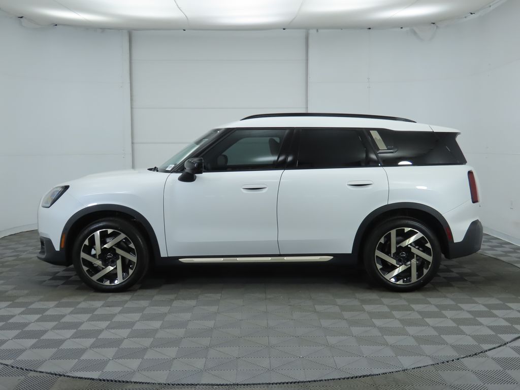 2025 MINI Cooper Countryman Base 8