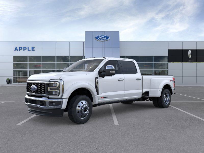2026 Ford F-450 Super Duty LARIAT
