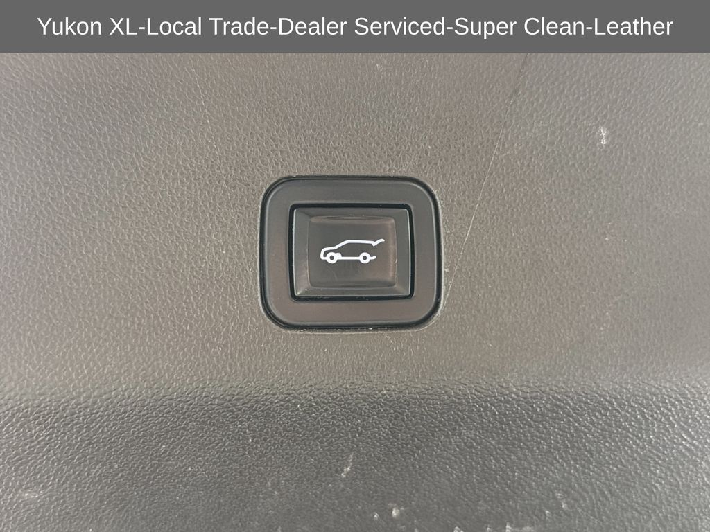 used 2022 GMC Yukon XL car, priced at $40,977
