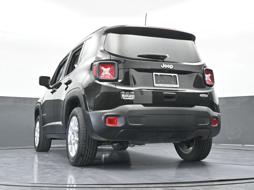 Used 2022 Black Clearcoat Jeep Latitude image 61