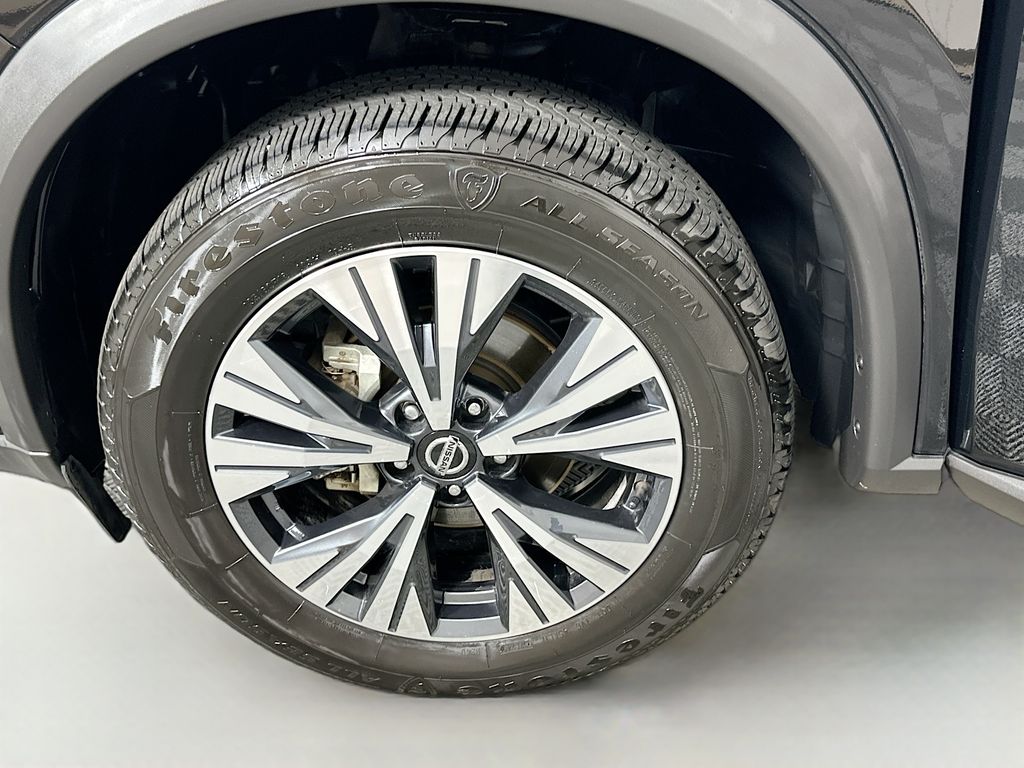 Thumbnail: 2021 Nissan Rogue - 30