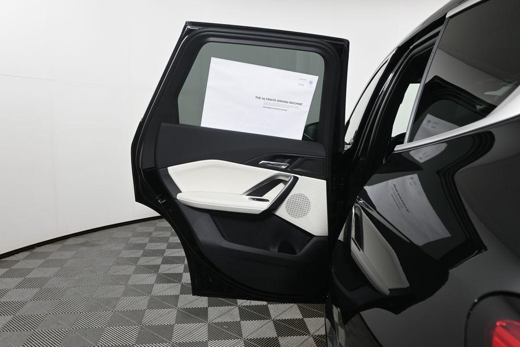 Thumbnail: 2026 BMW X1 - 31