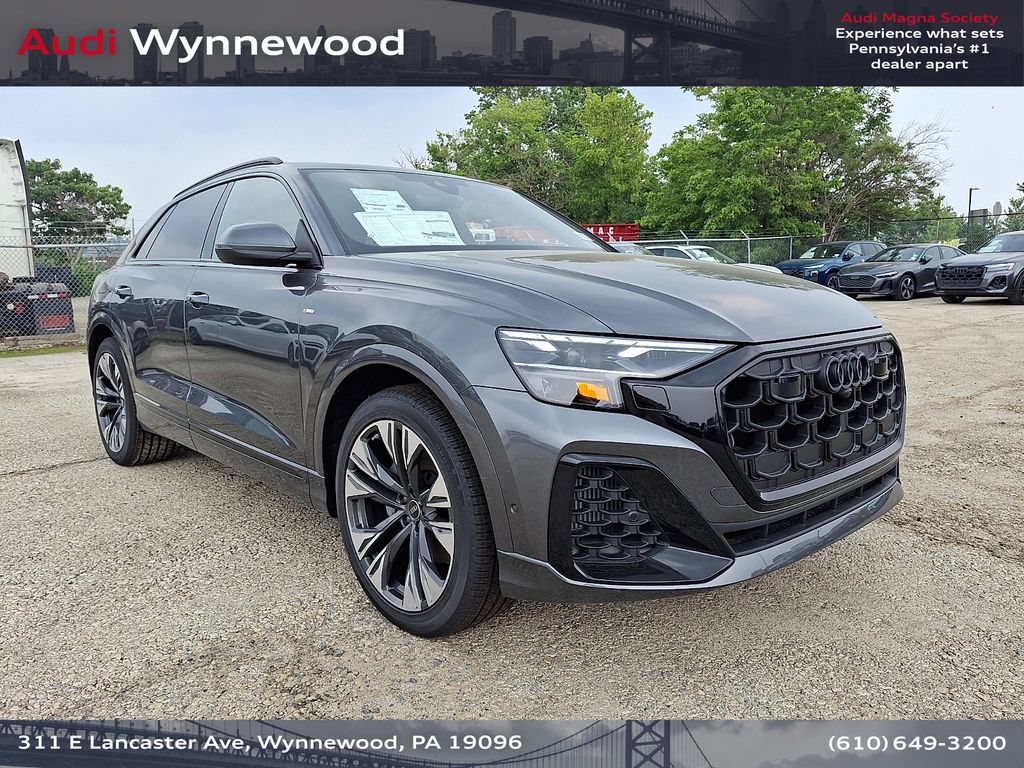 Daytona Gray Pearl Effect 2026 Audi Q8 SUV / Crossover All-Wheel Drive 8-Speed Automatic