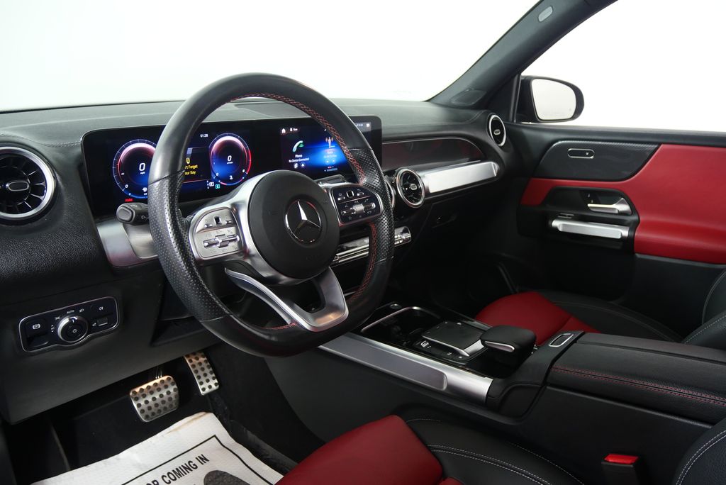 Thumbnail: 2022 Mercedes-Benz GLB - 13