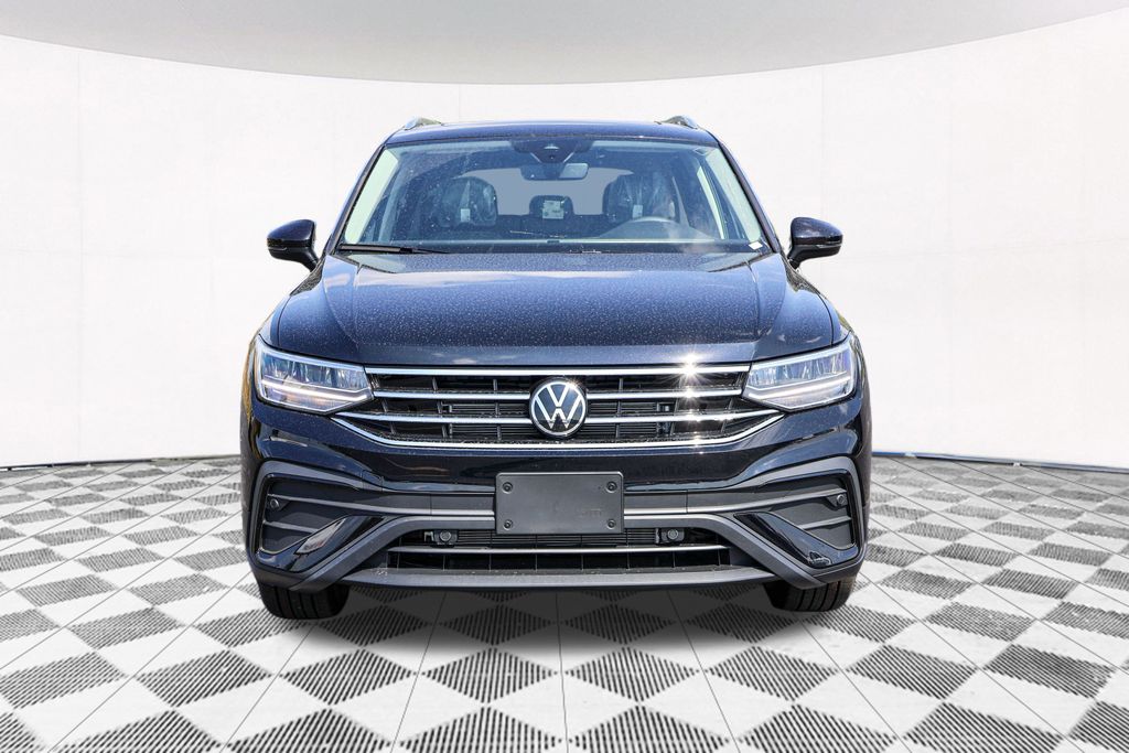 2024 Volkswagen Tiguan 2.0T SE 6