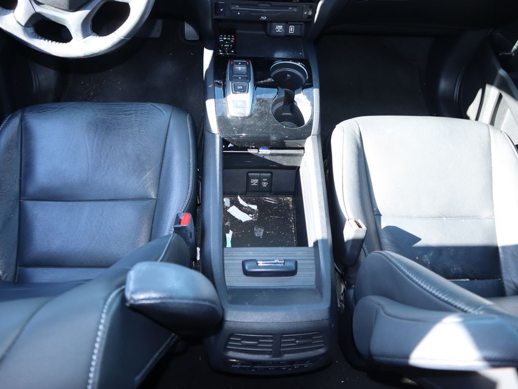 Thumbnail: 2020 Honda Pilot - 8