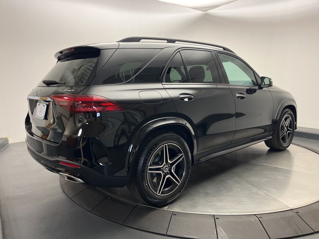 Thumbnail: 2026 Mercedes-Benz GLE - 7