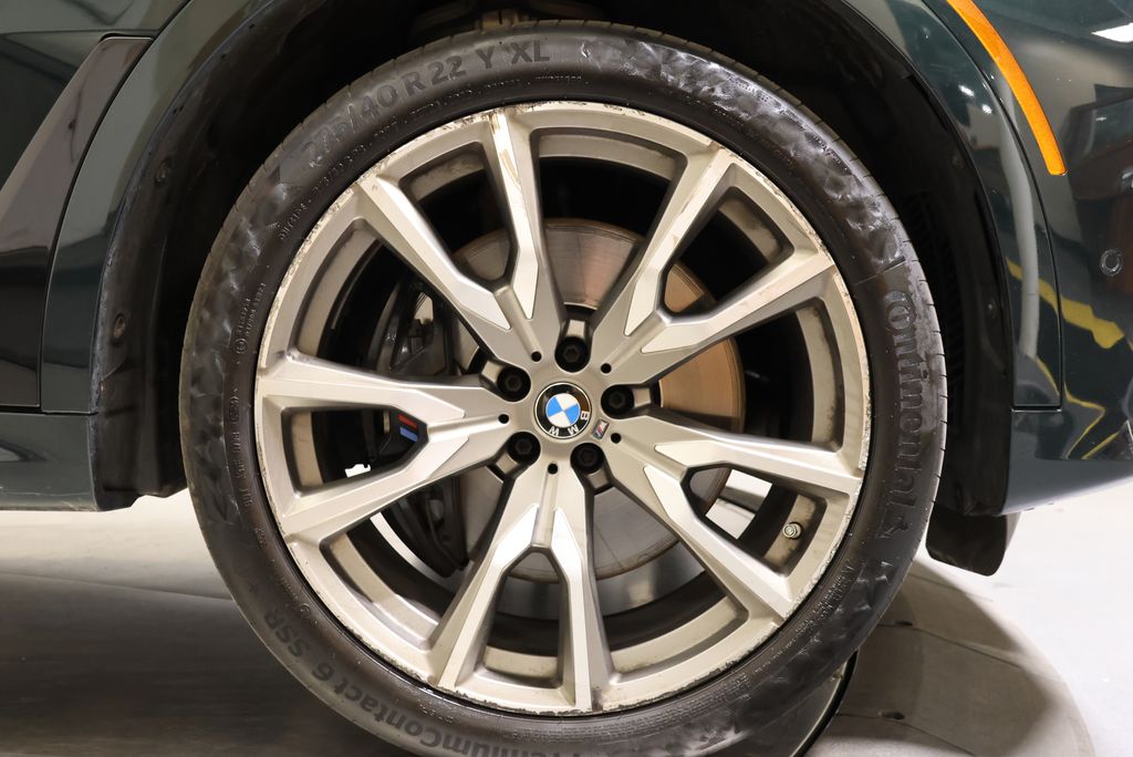 Thumbnail: 2022 BMW X7 - 12