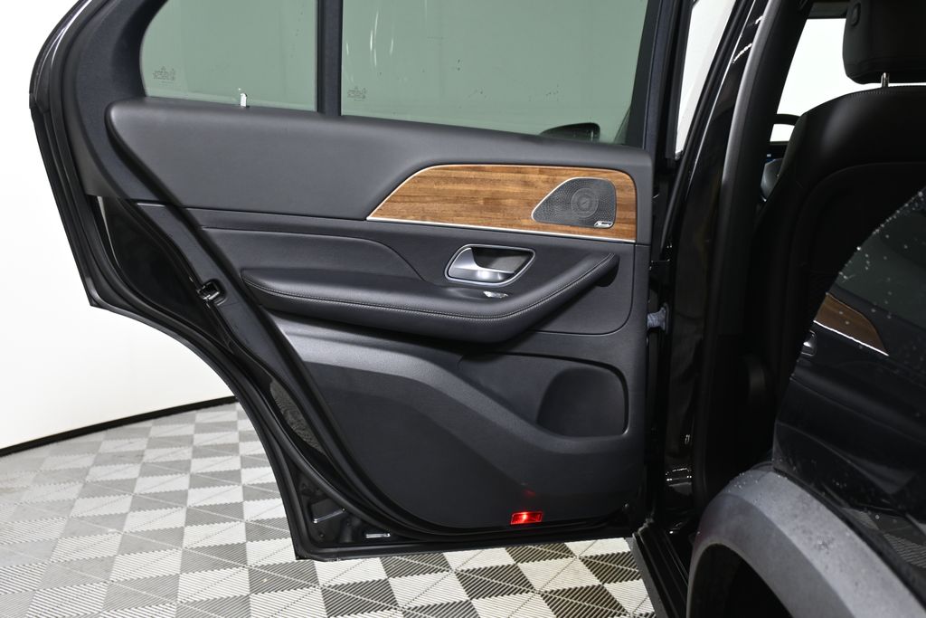 Thumbnail: 2021 Mercedes-Benz GLE - 32