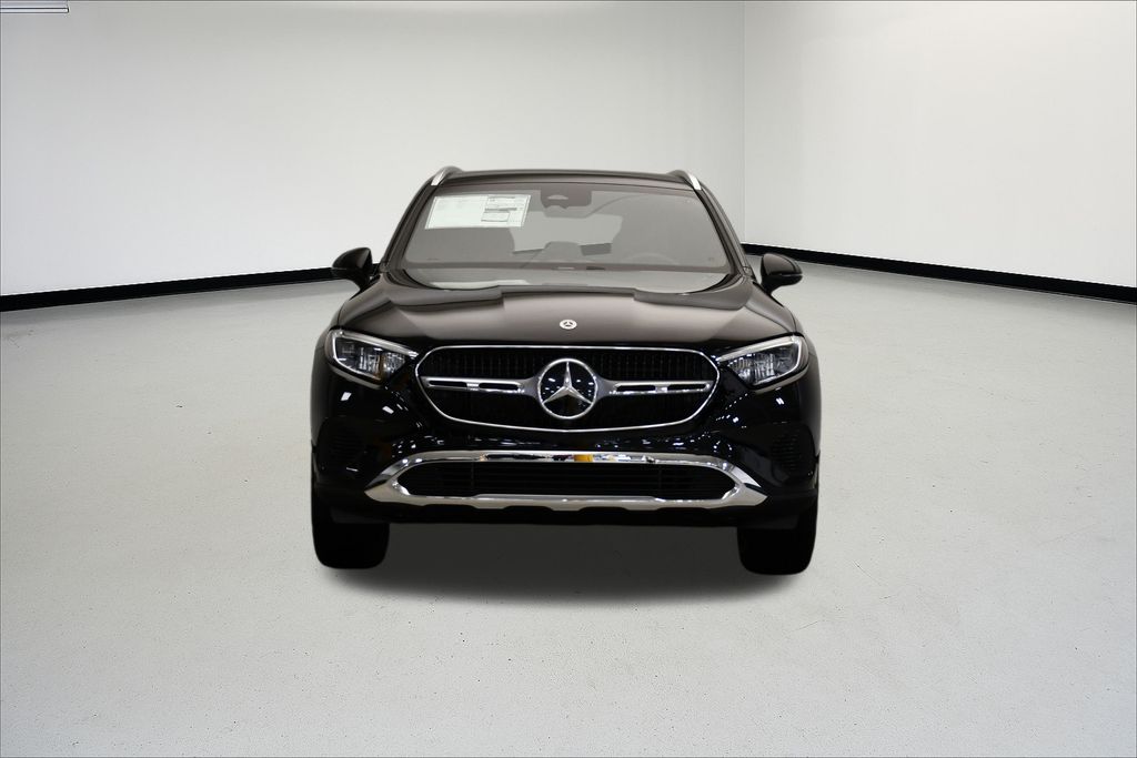 Thumbnail: 2025 Mercedes-Benz GLC - 8