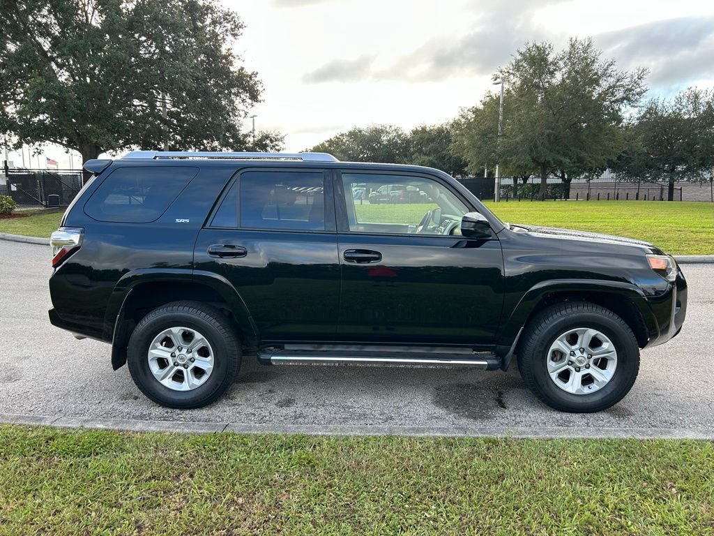 Thumbnail: 2017 Toyota 4Runner - 6