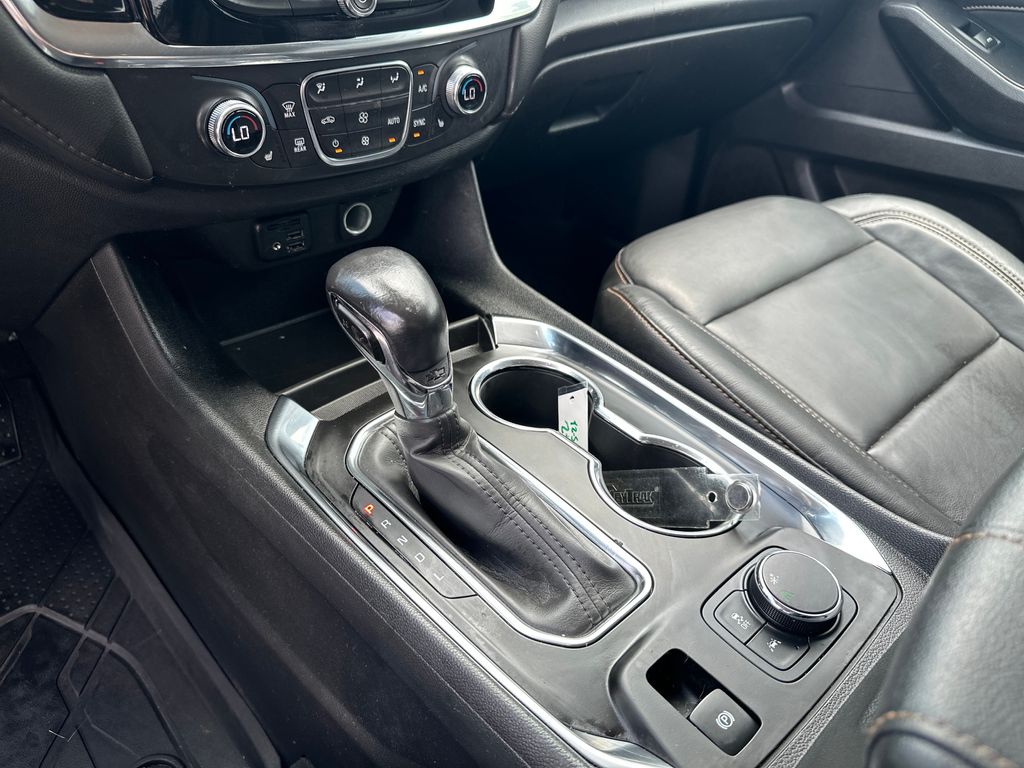 Used Car 2021 Chevrolet Traverse  Rs For Sale Under $30,000 In Austin, Texas
