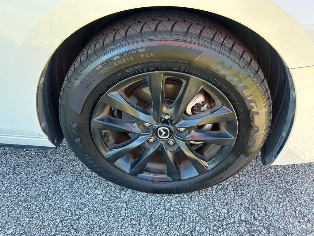 Thumbnail: 2021 Mazda Mazda3 - 9