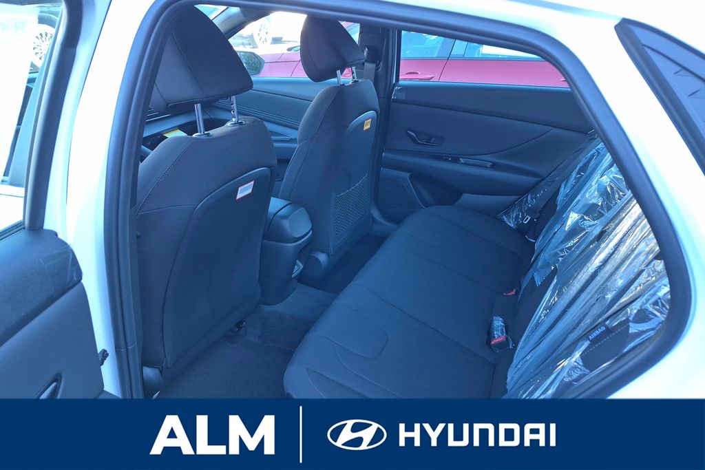 New 2026 White Hyundai SEL Sport image 17