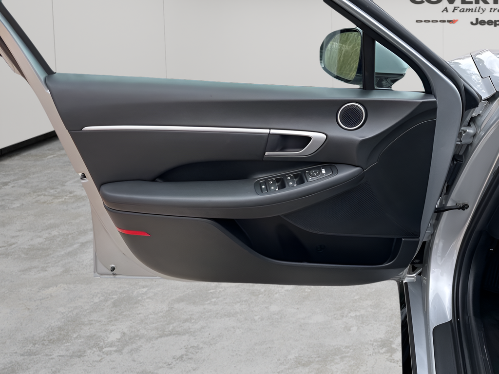 Used Car 2024 Hyundai Sonata Hybrid  Sel For Sale Under $25,000 In Austin, Texas